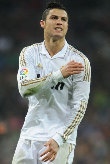 同时不愿低 同时不愿低