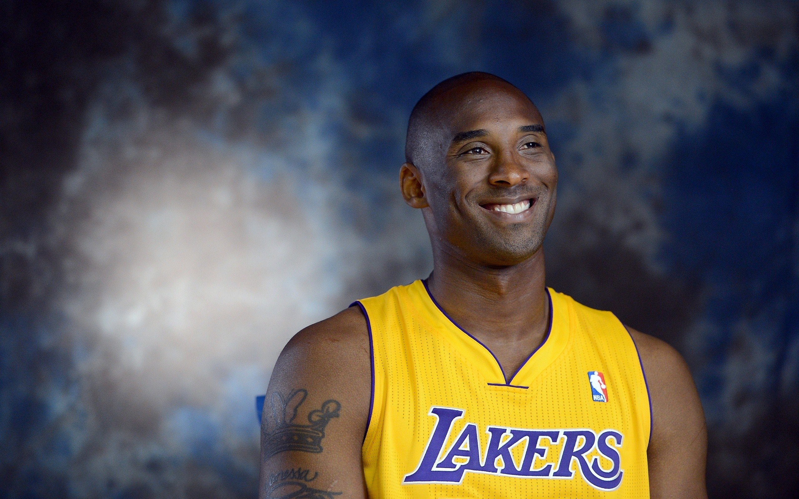 切尔西客战卡拉巴赫：若昂-佩德罗、乔治、吉滕斯首发（切尔西客场对阵卡拉巴赫：若昂-佩德罗、乔治、吉滕斯进入首发阵容）